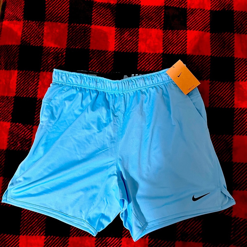 Nike Totality Men's Dri-FIT 7" Unlined Versatile Shorts